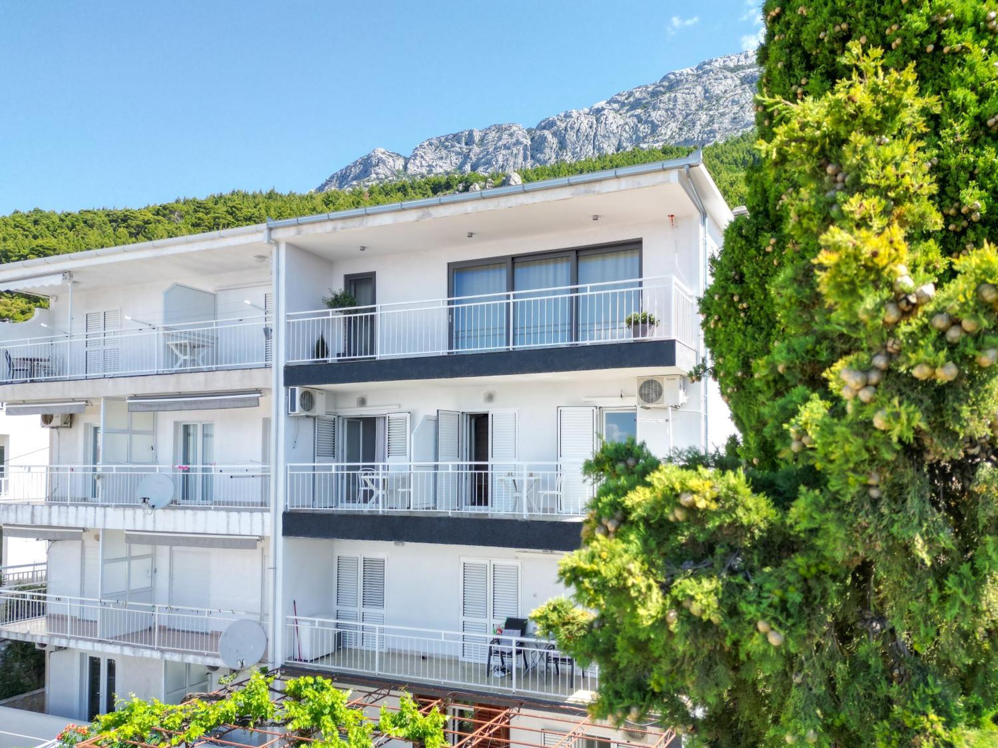 Seaside Apartments And Rooms Baška Voda Buitenkant foto