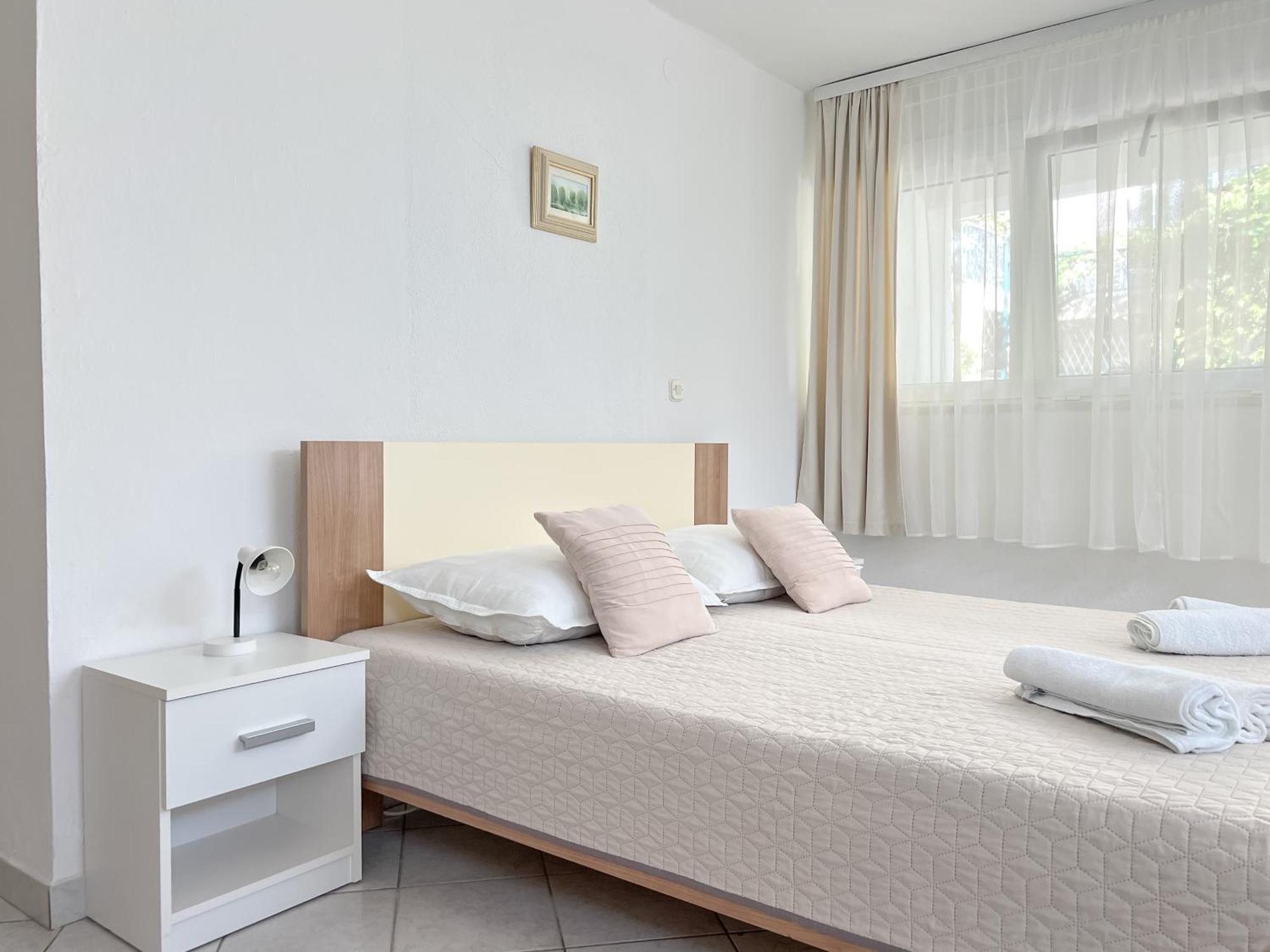 Seaside Apartments And Rooms Baška Voda Buitenkant foto